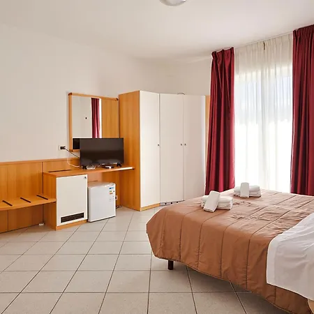 Hotel Felicioni Pineto