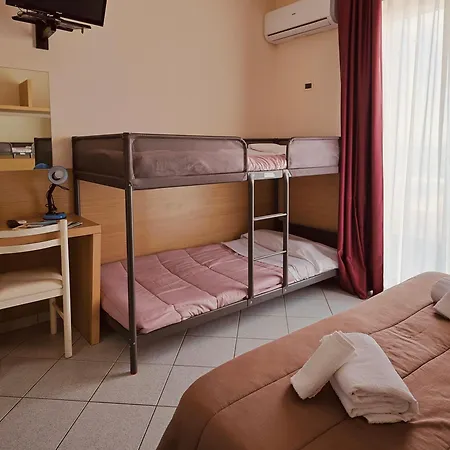 Felicioni Hotel 3*