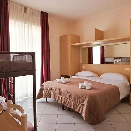 Felicioni Hotel 3*