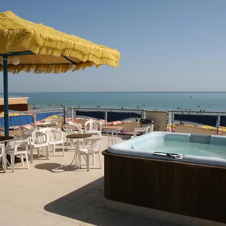 Felicioni Hotel 3*