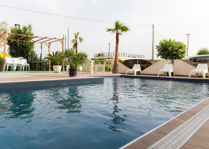 Отель Felicioni