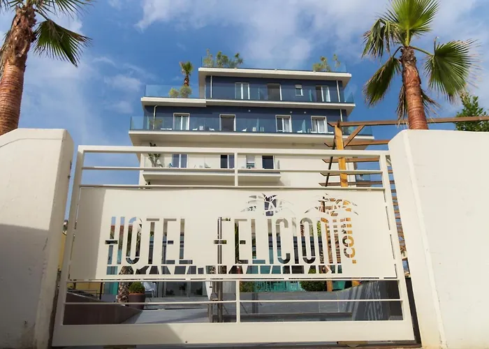 Отель Felicioni 3*