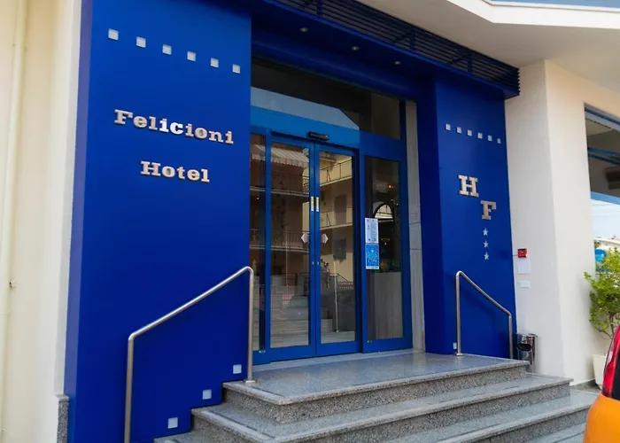 Felicioni 3* Пинето