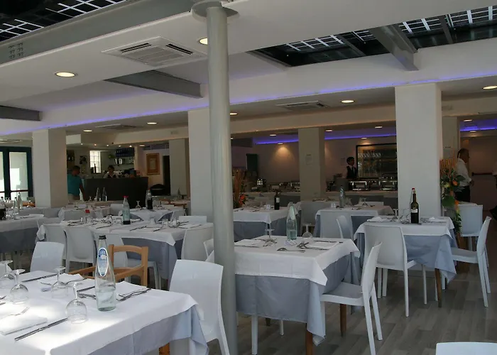 Felicioni Отель Пинето